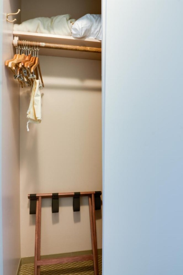 Red Lion Hotel Monterey image 9